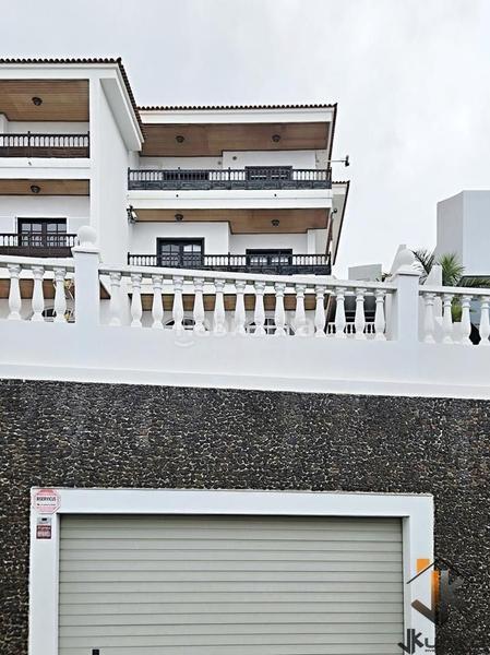 Foto 0bb2591d-615c-4912-8345-2ea8cb399431. Casa pareada chalet pareado en ifara sc de tenerife en Santa Cruz de Tenerife