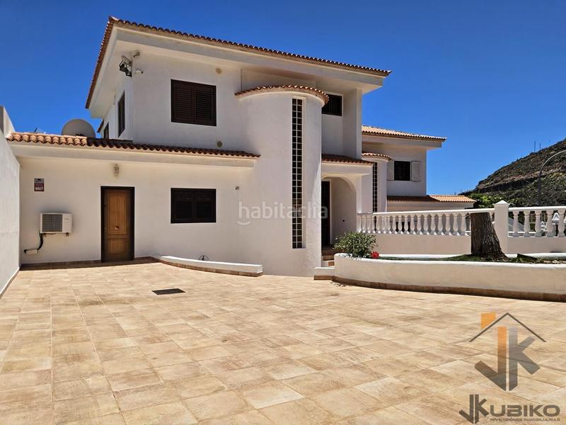 Foto 5e8d85d6-bf8b-4b80-881a-4a3c586d9576. Casa pareada chalet pareado en ifara sc de tenerife en Santa Cruz de Tenerife