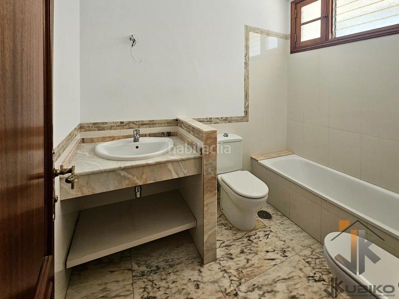 Foto c76547c0-0252-4c2a-b069-87f22f4d5b76. Casa pareada chalet pareado en ifara sc de tenerife en Santa Cruz de Tenerife