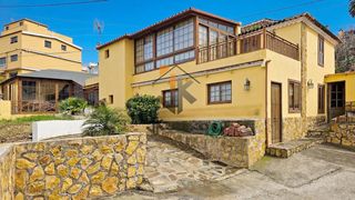 Casa in Victoria de Acentejo (La). Casa terrera en parcela urbana en la victoria