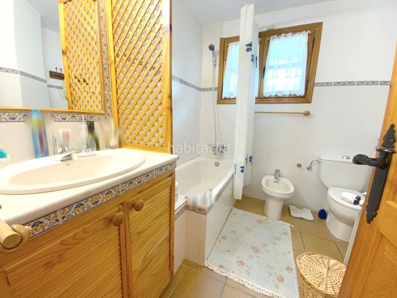 Foto 136bfa37-3d84-47cb-b0aa-5ccbf9af4ecc. Casa en calle dels escamps 14 casa de 4 habitaciones con jardín en Sahún