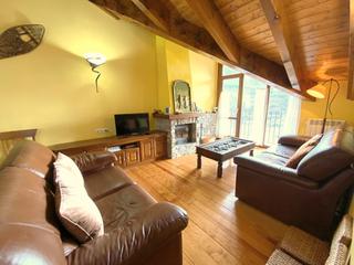 Casa adossada  Calle la fuente. Casa en sahn