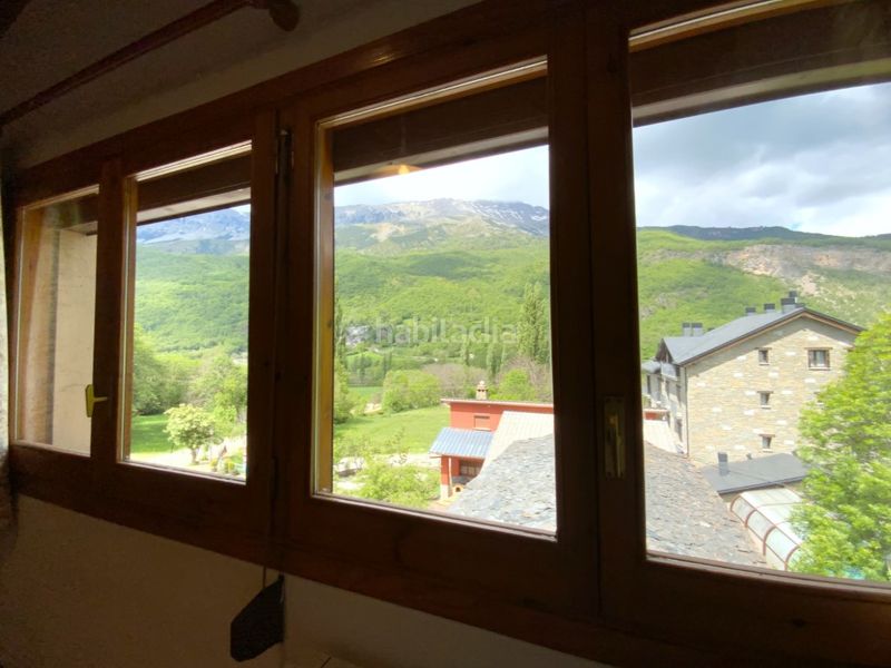 Foto c06c01db-bfde-4f44-a027-224264fab01d. Apartament a Sesué
