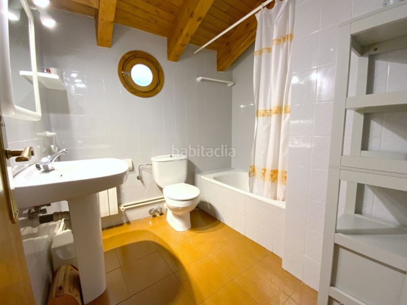 Foto ed021ed4-fd86-40e1-ac8f-a8a4aaf1c295. Apartament a Sesué