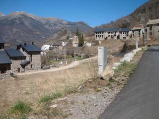 Terreny residencial  N/a. Parcela de 188m2 en sesué