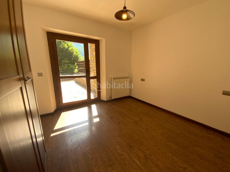 Foto caf15854-045f-4f37-b34c-be185414f12d. Apartament amb aparcament a Sesué