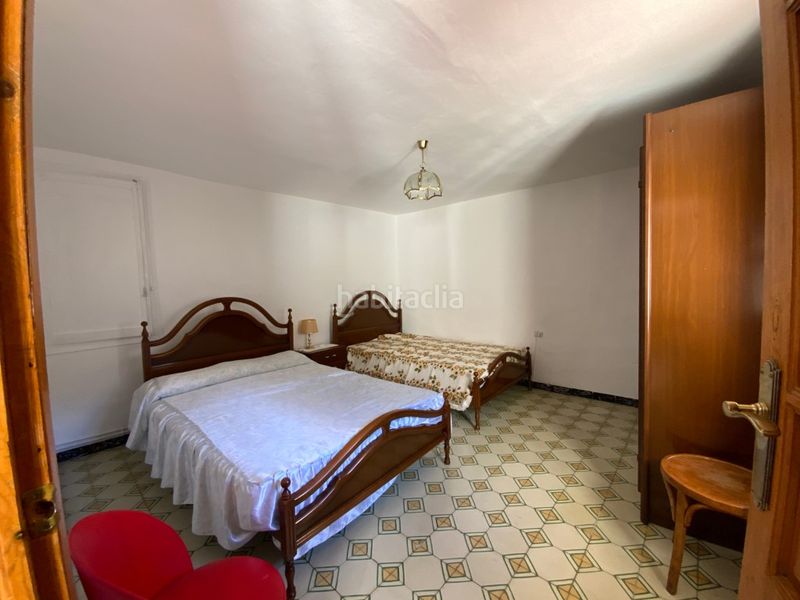 Foto 1d4fa7f8-1659-4bd4-94e7-a495910d09df. Casa  con patio y almacén. en Chía