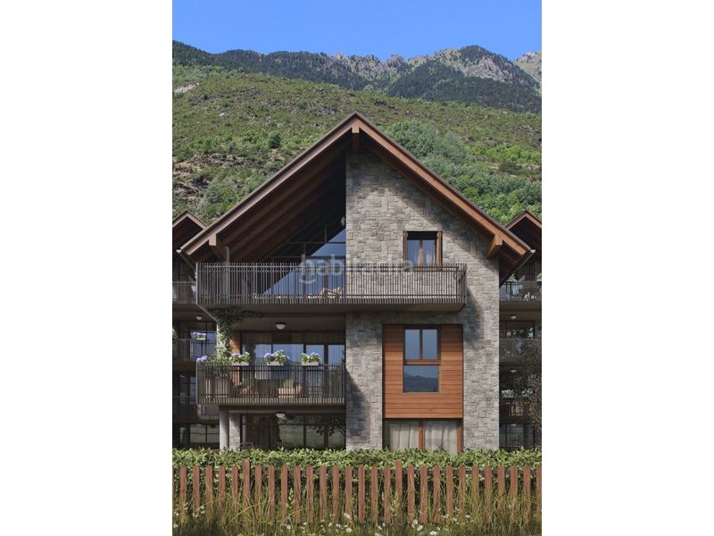 Foto d17aa749-9c8a-4821-b63f-ddac3b706e14. Duplex in Benasque