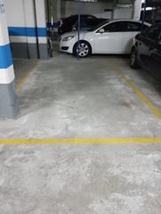 Affitto Posto auto en Calle calatayud 31. Calle calatayud