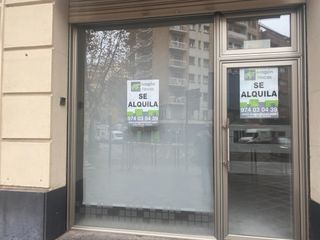 Affitto Locale commerciale en Calle zaragoza 12. Calle zaragoza