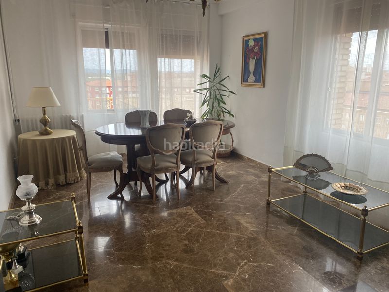 Foto 0a0bba08-191b-422a-8ee7-7bd10319f23f. Pis a plaza cervantes 5 a Santiago Huesca