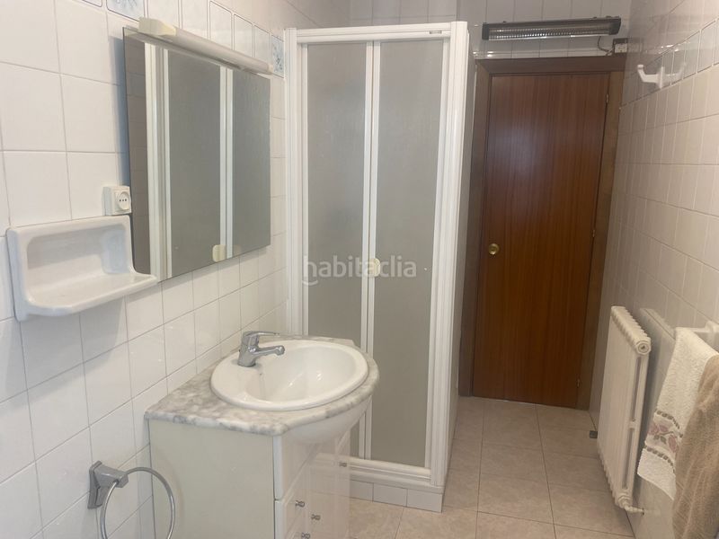 Foto 848bc6d2-8443-45a4-bfe5-7569f362cfa1. Pis a plaza cervantes 5 a Santiago Huesca