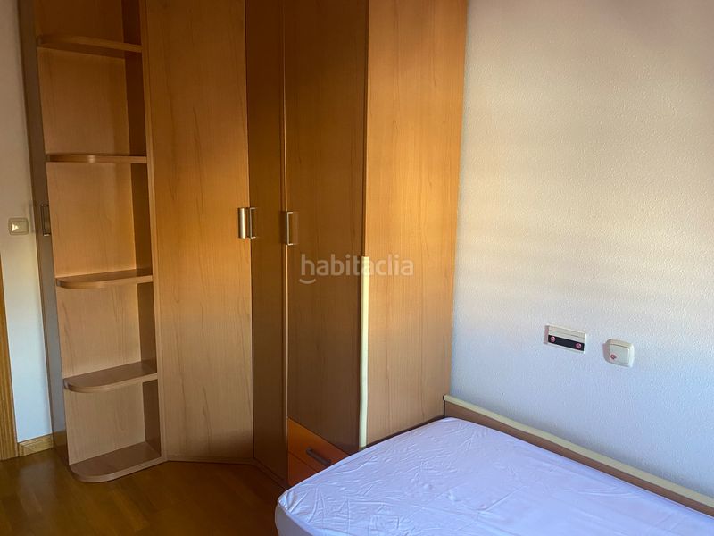Foto e5745bc1-8867-4298-8a0d-1d4b69e9d1f1. Lloguer pis amb calefacció aparcament a Santo Domingo y San Martín Huesca