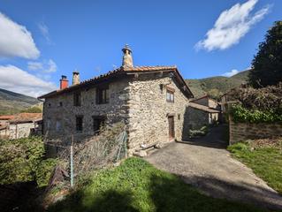 Casa a Agrupación zaldierna 36. Casa con terreno en zaldierna