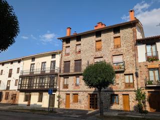 Piso en Ezcaray. Piso de 1 habitación con ascensor y txoko privado.