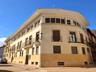 Apartament a Calle san lázaro 52. Piso de 2 habitaciones con garaje y trastero