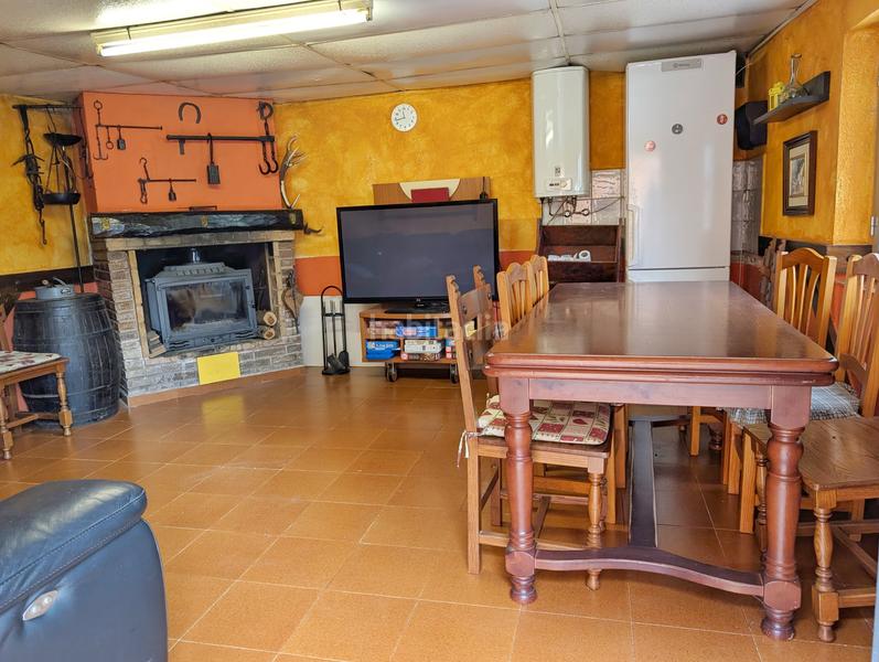 Foto addff764-9fa8-4b75-94f9-0632cd3675f7. Casa a calle ollerías 10a a Santurdejo