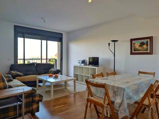 Apartamento  Avenida la rioja 5. Piso de 3 habitaciones con piscina y ascensor