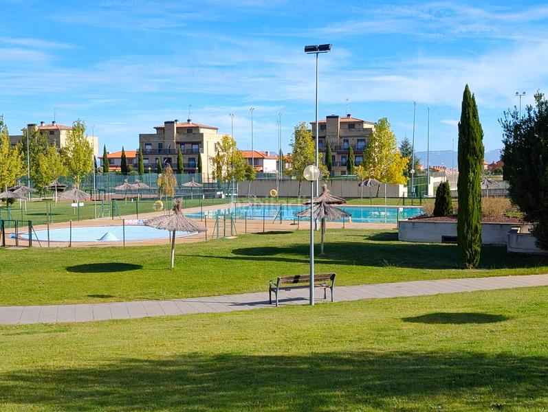 Foto 75ca5fea-e684-4307-9192-4d61756a5568. Appartement dans avenida la rioja 5 dans Cirueña