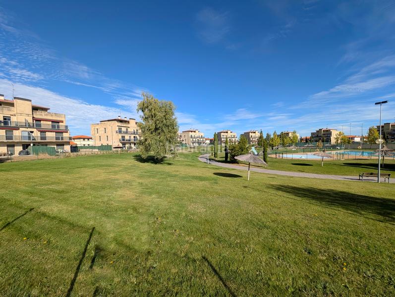 Foto bd8b8279-5c1f-4237-b28a-697ce90af820. Appartement dans avenida la rioja 5 dans Cirueña