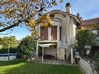 Maison  Urbanización usarena 31. Casa independiente con 700 metros de jardín.