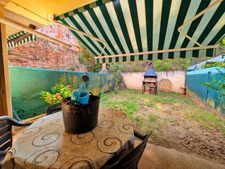 Casa a Calle san lázaro 8. Unifamiliar con 3 habitaciones, 3 baños y 1 aseo.