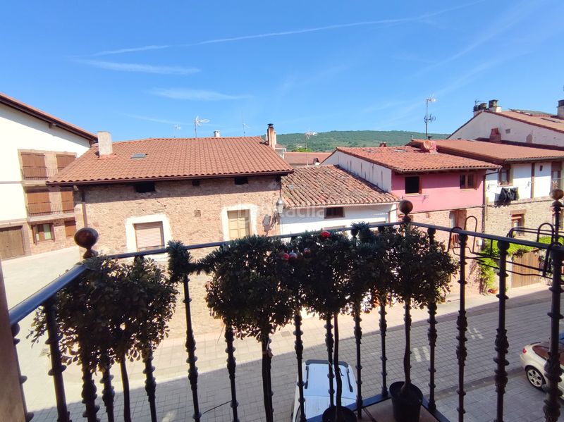 Foto 627d734d-ac14-40d9-8651-39232f0eccf5. Apartamento en subida soleta 7 piso de 1 habitación con piscina y ascensor. en Ezcaray
