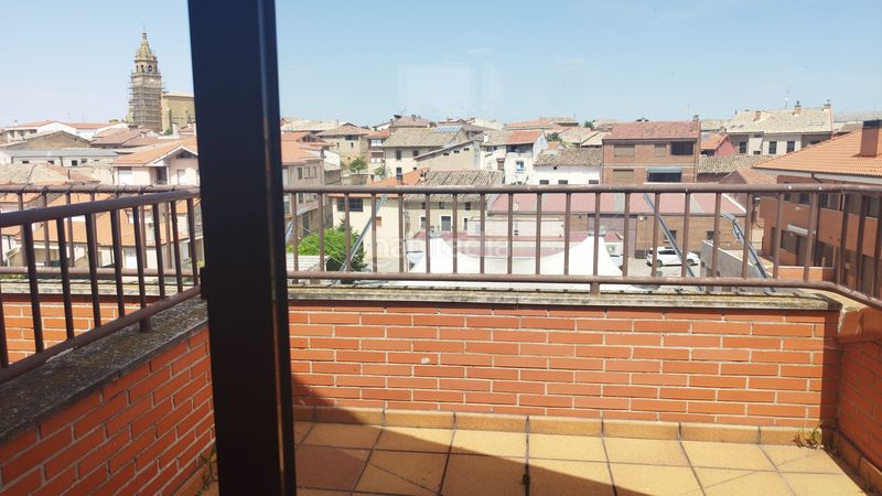 Foto ff7c7f77-d8c7-4fc7-9b4e-66e6c36aa2f1. Apartament amb calefacció aparcament a Zarratón