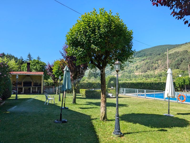 Foto b67ad526-36c4-475d-a741-77d479c53e9d. Casa a urbanización ezcay 2 a Ezcaray