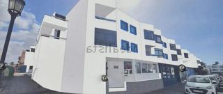 Etagenwohnung  Calle juan austria. Piso segunda linea de playa en corralejos