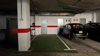 Car parking in Calle PEREZ DEL TORO 14