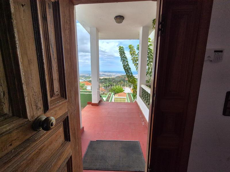 Foto f20094dd-cc51-4a4f-a5a2-b08fe7acf7a7. Chalet with heating parking pool in Tafira Palmas de Gran Canaria (Las)