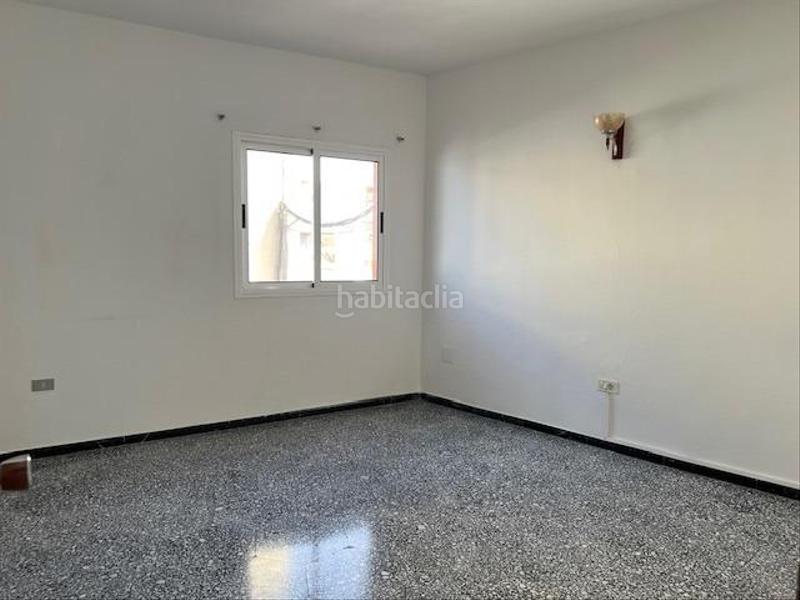 Foto 06c630e5-3f07-41a9-beee-40493a9d7f32. Casa adossada amb aparcament a Ingenio pueblo Ingenio