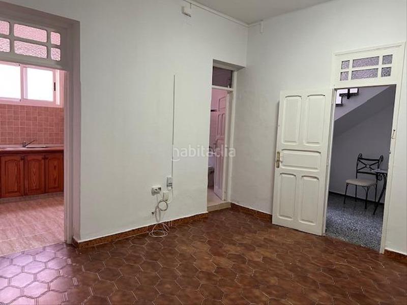 Foto 0fbcd75a-c6fe-42d1-9e2f-a3323577c3e8. Casa adossada amb aparcament a Ingenio pueblo Ingenio