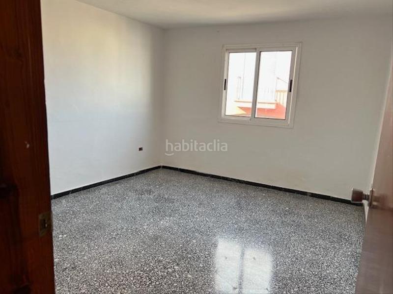 Foto c895a2ac-4355-467f-8be4-0ec7eb9b7497. Casa adossada amb aparcament a Ingenio pueblo Ingenio