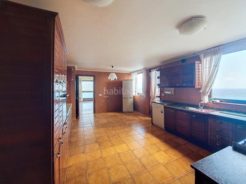 Foto a6115add-9e31-4870-86f9-b0ffdca48eb8. Appartamento con parcheggio in Arenales - Lugo - Avenida Marítima Palmas de Gran Canaria (Las)