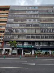 Appartement à Avenida avda rafael cabrera 16. Piso en edificio méxico en trianavegueta