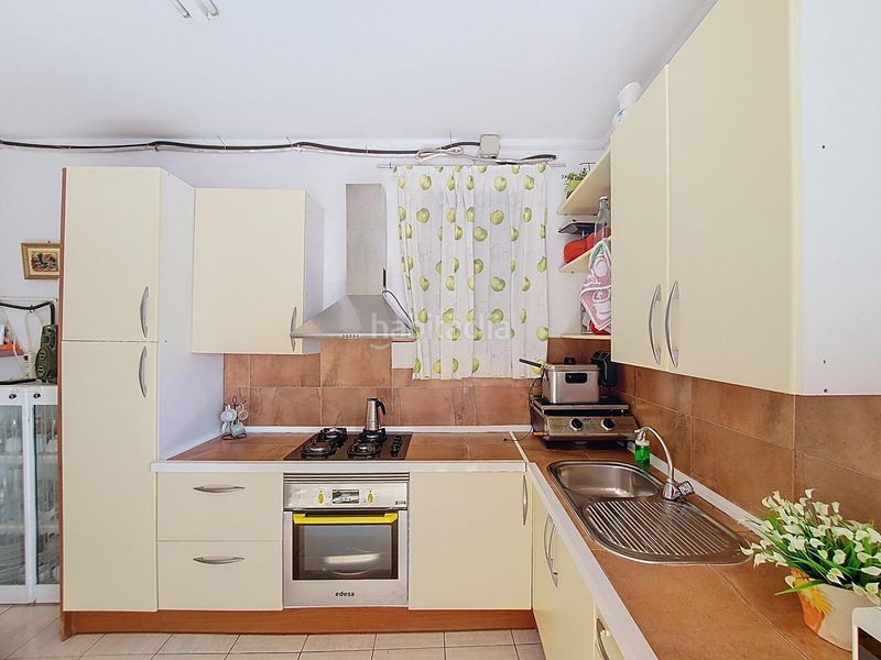 Foto 2d79a090-8513-4fe5-9751-f3fda913e698. Casa adossada amb aparcament a Caserones - La Higuera Telde