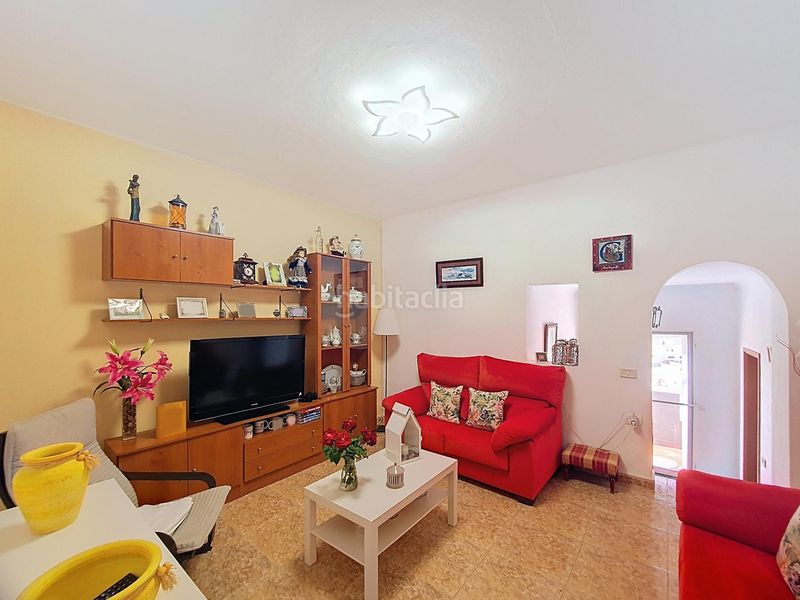 Foto 3f2d73ca-2975-4175-a5ee-e0f16c176606. Casa adossada amb aparcament a Caserones - La Higuera Telde