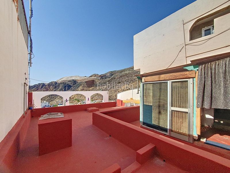 Foto ef50a9aa-049a-40ed-ab64-4d6278a5509a. Casa adossada amb aparcament a Caserones - La Higuera Telde