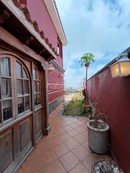 Foto 86dc6427-ccae-46b0-8368-5ffa37c1bc4e. Casa pareada chalet pareado con vistas en monteluz en Palmas de Gran Canaria (Las)