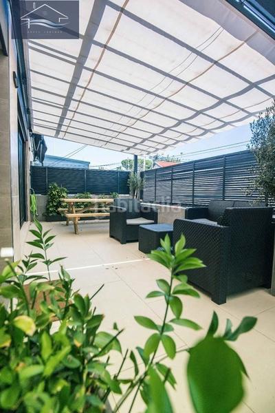 Foto fb1693b9-a9a8-4c77-adfa-5bfad9c9efc0. Lloguer dúplex amb aparcament a Playa Muchavista Campello (el)