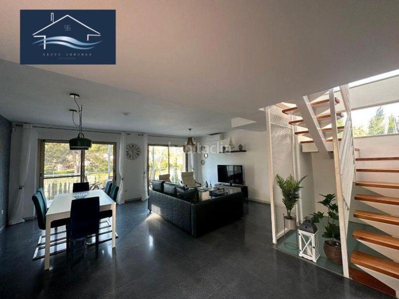 Foto 291763d3-30bc-4f33-aa88-a7473e5b3704. Xalet amb aparcament piscina a Pueblo Acantilado-Lanuza Campello (el)