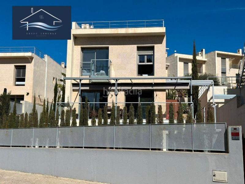 Foto a4ef86f5-b2cc-4c53-83e4-2f4d7008478f. Xalet amb aparcament piscina a Pueblo Acantilado-Lanuza Campello (el)