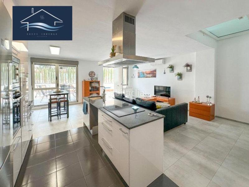 Foto e6c2fc1b-a9ee-4fdf-b338-658264e9071e. Xalet amb aparcament piscina a Pueblo Acantilado-Lanuza Campello (el)