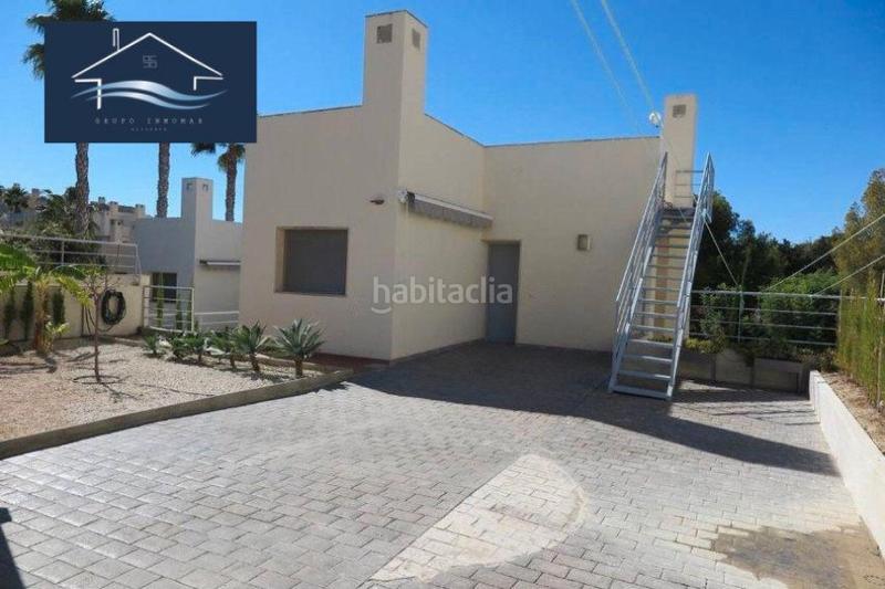 Foto f08a7d0e-372f-4c70-849f-71339633923e. Xalet amb aparcament piscina a Pueblo Acantilado-Lanuza Campello (el)