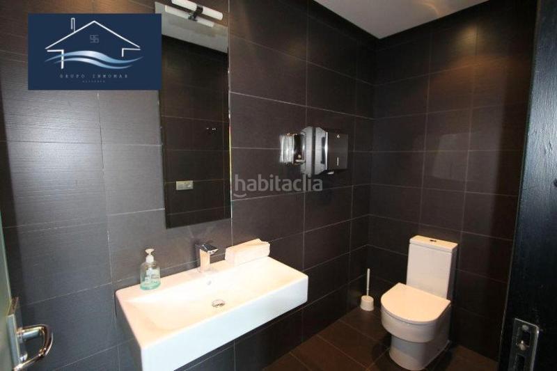 Foto b67ee7d9-b2b3-4040-bb99-1de756ae9715. Lloguer local comercial amb calefacció a Paus - Polígono San Blas Alicante