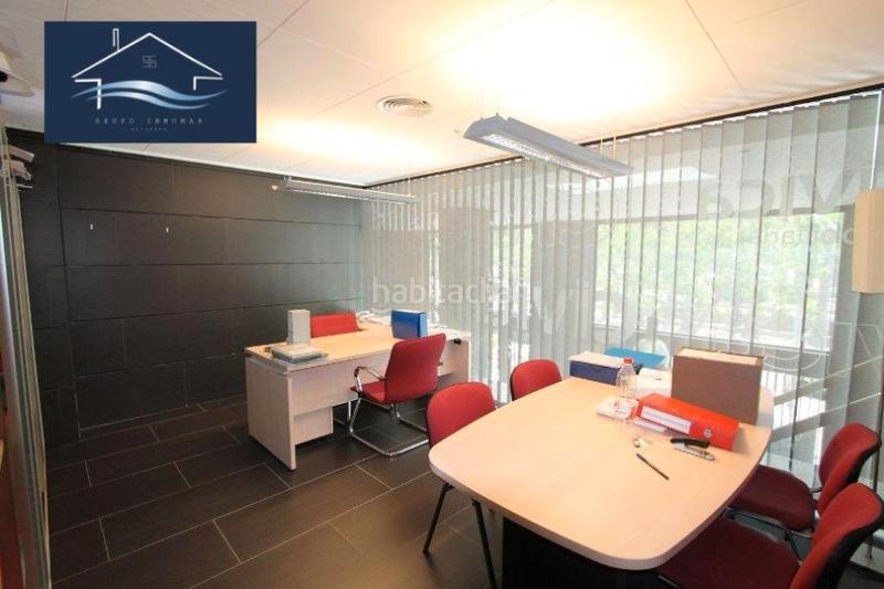 Foto f9517264-905a-4ad1-a1c6-3de2f5b02859. Lloguer local comercial amb calefacció a Paus - Polígono San Blas Alicante