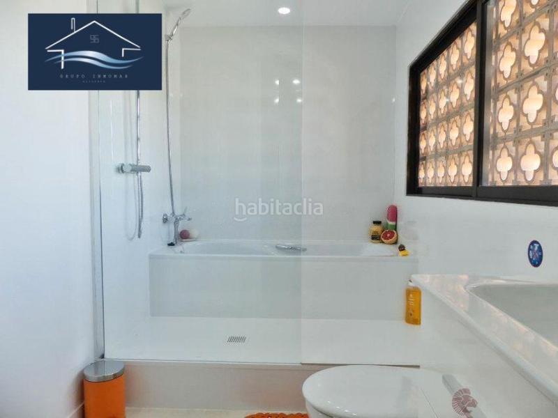 Foto 0b2d0403-7cbe-4e82-8884-d261d4240813. Attique avec parking dans Campello Playa Campello (el)