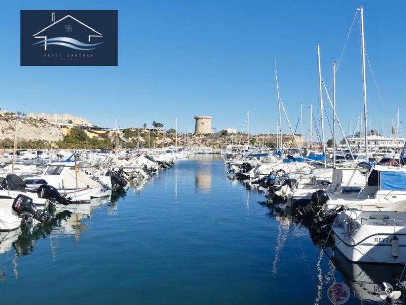 Foto 45502d7a-c259-4769-98e2-a72f3280ac6d. Attique avec parking dans Campello Playa Campello (el)